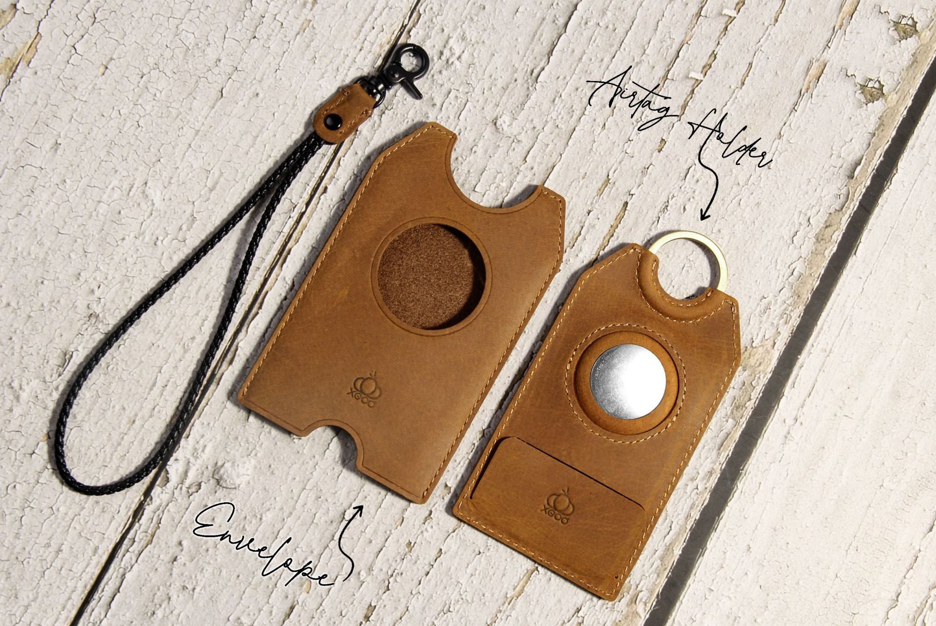 Genuine Leather Luggage Tag – Vintage Travel ID with Privacy Flap & AirTag Slot