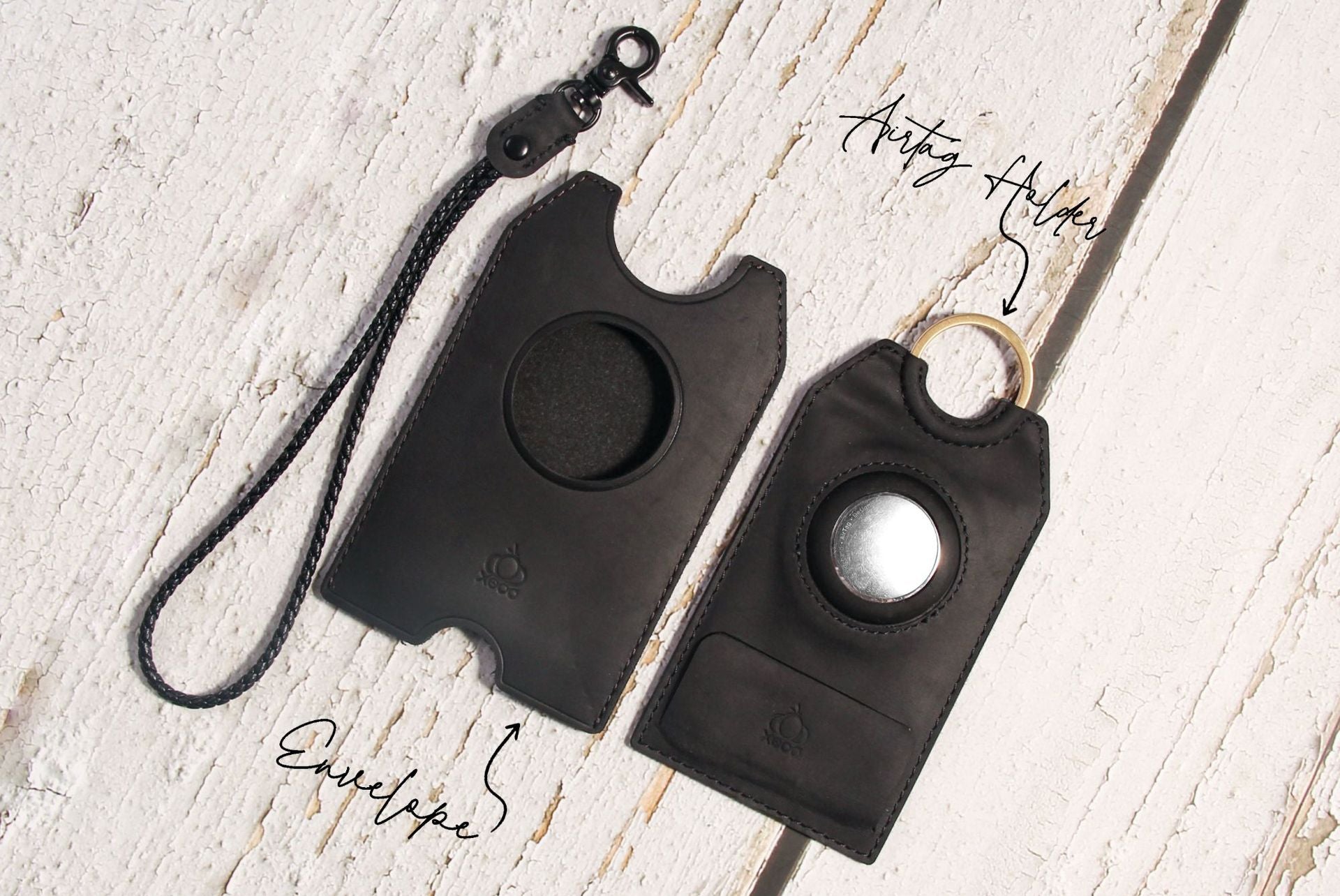 Genuine Leather Luggage Tag – Vintage Travel ID with Privacy Flap & AirTag Slot