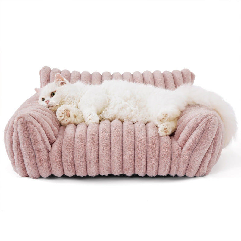 Ultra-soft plush dog and cat bed with a three-sided bolster