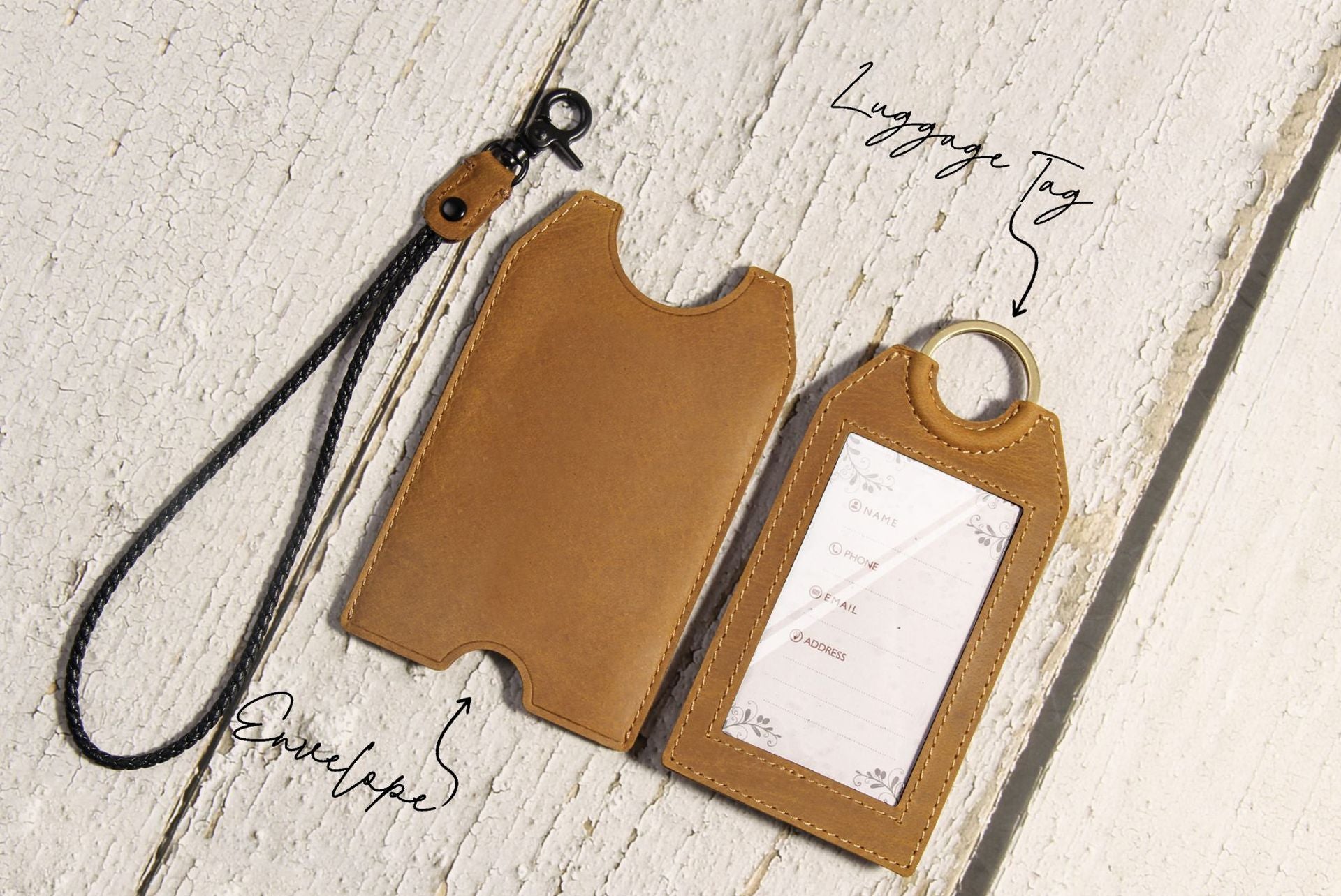 Genuine Leather Luggage Tag – Vintage Travel ID with Privacy Flap & AirTag Slot
